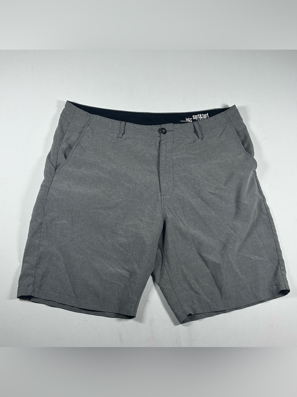 Volcom Surf & Turf Hybrid Shorts Mens 40 - 4 Way Stretch Gray Surf Beach Skate